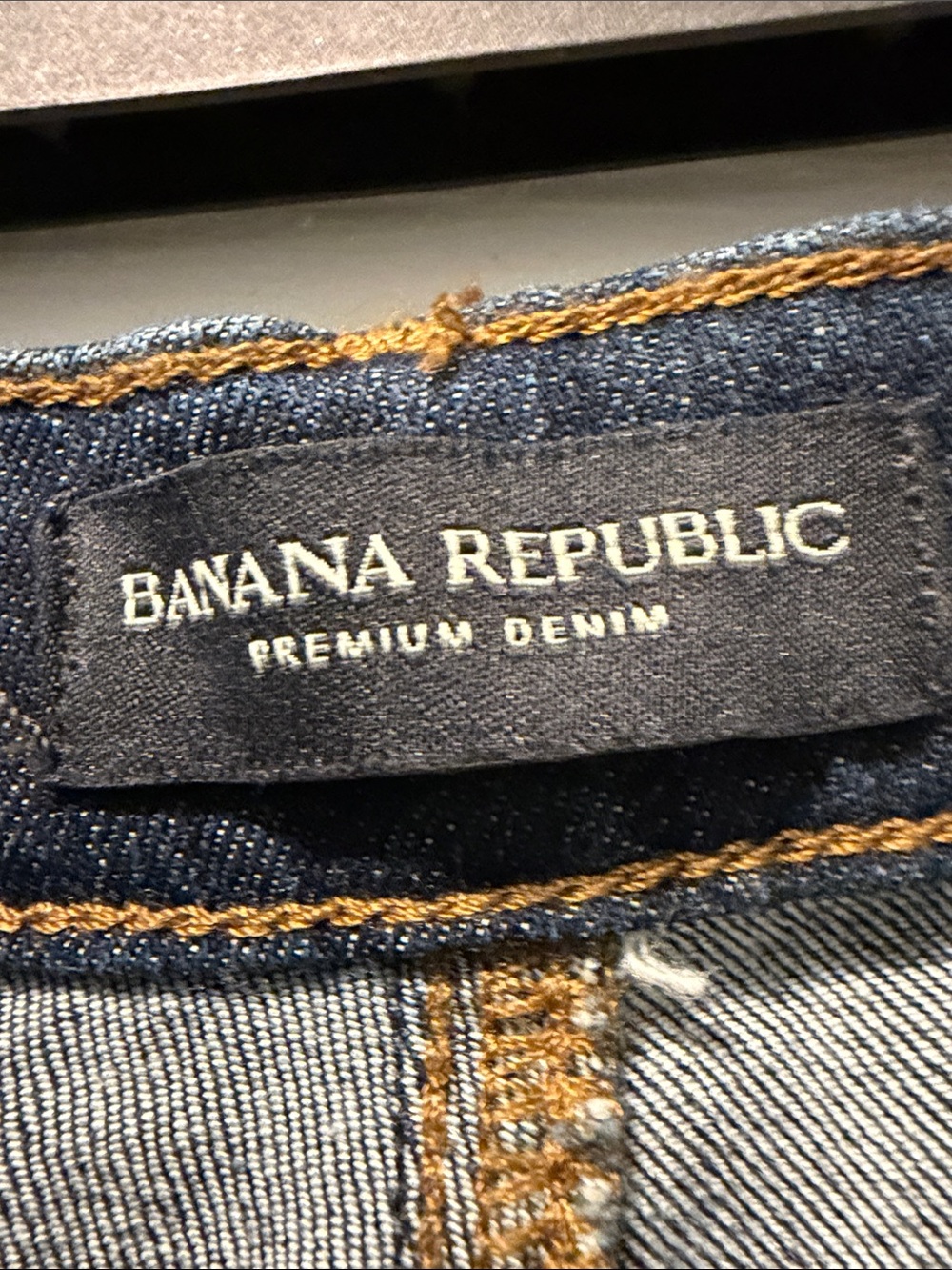 Banana Republic Women's Relaxed Wide-Leg Jeans in Dark Indigo - Picture 4 of 6